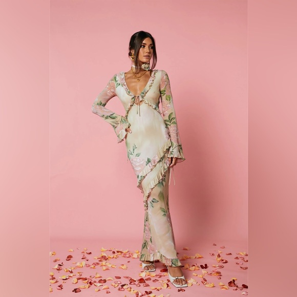 Isabelle Quinn Louisa Maxi Dress - Picture 5 of 12